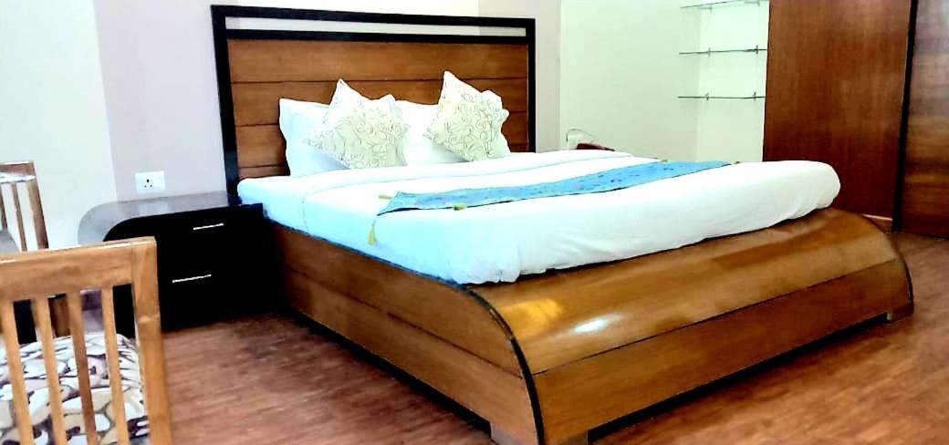Bed and Breakfast Wildleaf Kasauli Valley Homz Екстер'єр фото